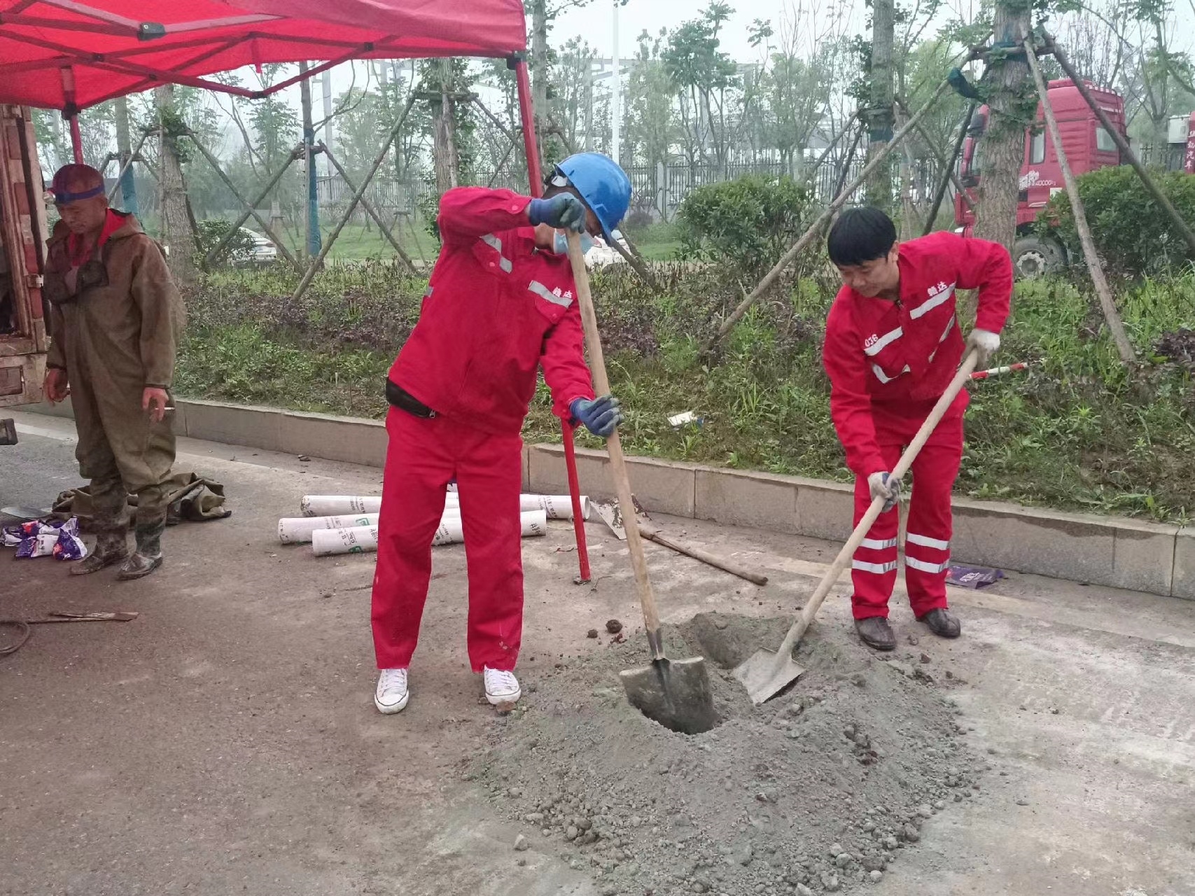 殷都管道疏通哪家好】及时进行市政管道清淤